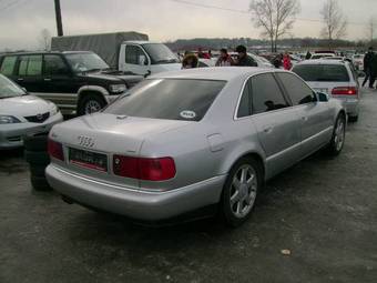 1999 Audi S8 Images