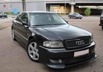 2001 Audi S8 Pictures