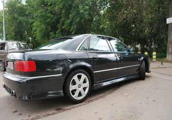 2001 Audi S8 Pictures