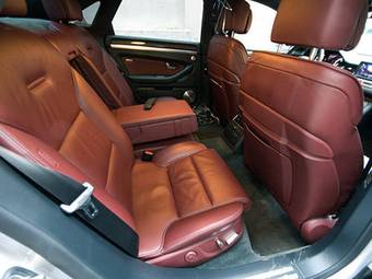 2007 Audi S8 Pictures