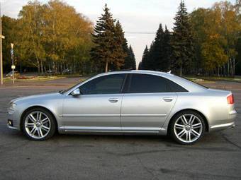 2007 Audi S8 Pictures