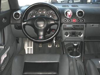 2000 Audi TT Pictures