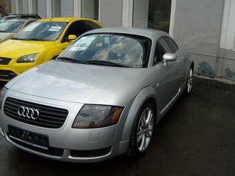 2000 Audi TT Photos