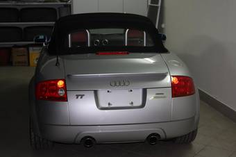 2002 Audi TT Photos