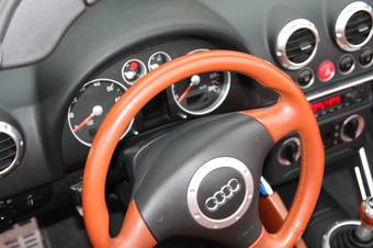 2002 Audi TT Pics