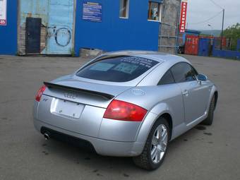 2002 Audi TT Photos