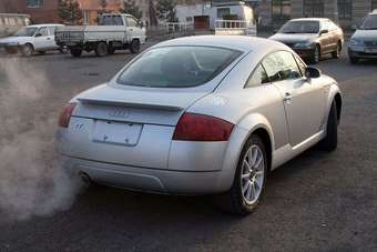 2003 Audi TT Pictures