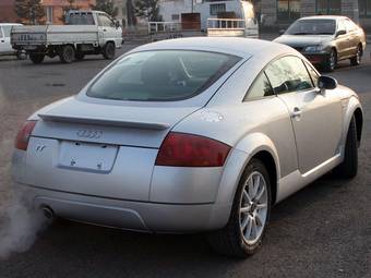 2003 Audi TT Pictures