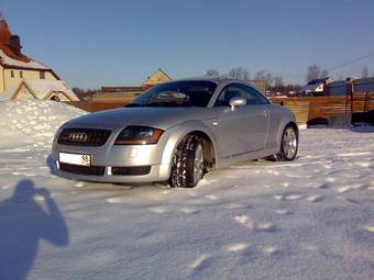 2003 Audi TT Photos