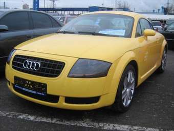 2004 Audi TT Pics