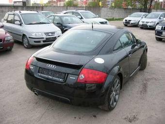 2004 Audi TT Photos