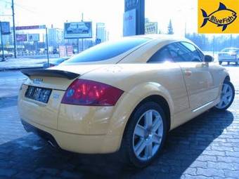 2005 Audi TT Photos