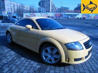 2005 Audi TT Photos