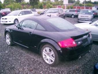 2005 Audi TT Photos