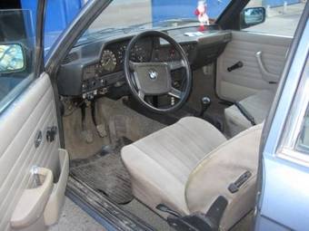 1982 BMW 3-Series Photos