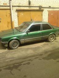1984 BMW 3-Series Photos