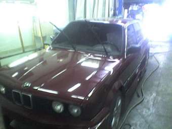 1985 BMW 3-Series Photos