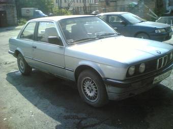 1987 BMW 3-Series Photos