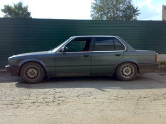 1988 BMW 3-Series Photos