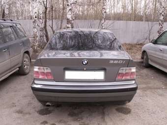 1991 BMW 3-Series Photos