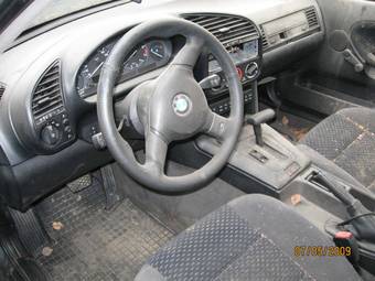 1991 BMW 3-Series Photos