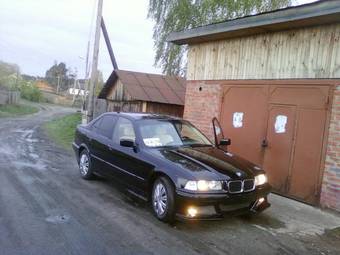 1991 BMW 3-Series Photos