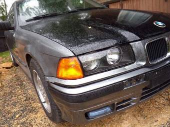 1991 BMW 3-Series Photos