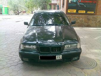 1991 BMW 3-Series Photos