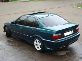 1992 BMW 3-Series Photos