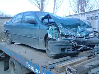 1992 BMW 3-Series Pictures