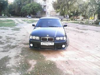 1993 BMW 3-Series Photos