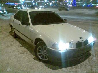 1994 BMW 3-Series Pics