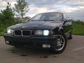 1994 BMW 3-Series Photos