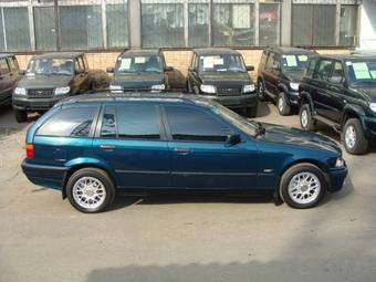 1997 BMW 3-Series Photos