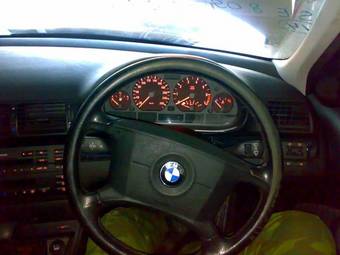 2000 BMW 3-Series Photos