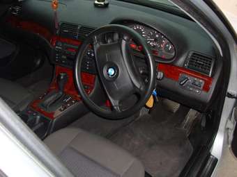 2001 BMW 3-Series Pictures