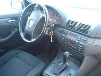 2001 BMW 3-Series Photos