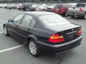 2002 BMW 3-Series Photos