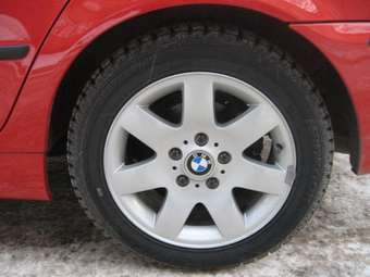 2002 BMW 3-Series Photos