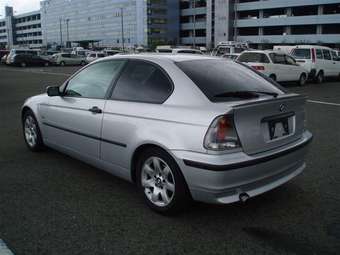2002 BMW 3-Series Photos