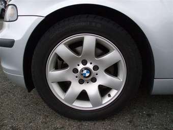 2002 BMW 3-Series Wallpapers