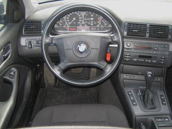 2002 BMW 3-Series Images