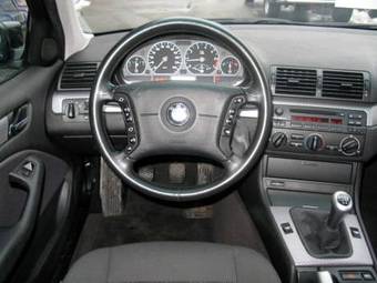 2002 BMW 3-Series Pictures