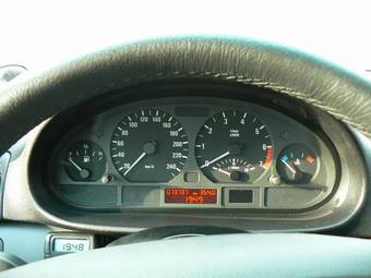 2002 BMW 3-Series Photos