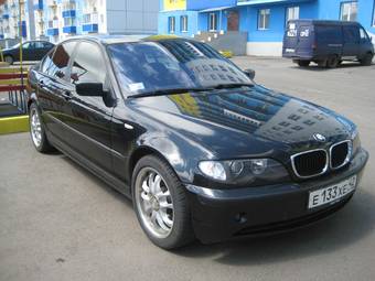 2002 BMW 3-Series Photos