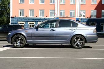2002 BMW 3-Series Photos