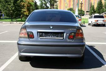 2002 BMW 3-Series Photos