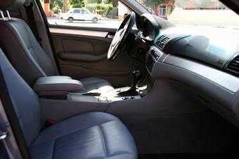 2002 BMW 3-Series Pictures