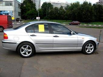 2002 BMW 3-Series Photos