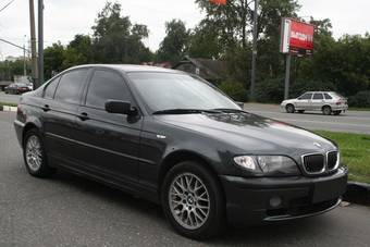 2002 BMW 3-Series Photos